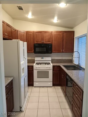 $2,150 | 5540 Great Divide Street, North Las Vegas, NV 89031