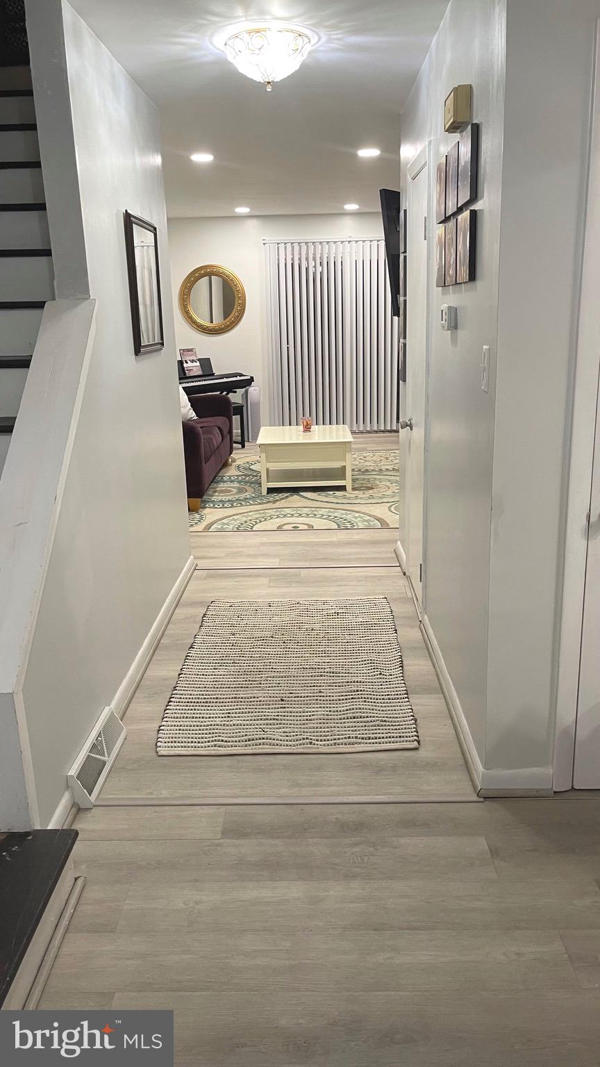 20 Drexel Place, New Cumberland, PA 17070 Compass