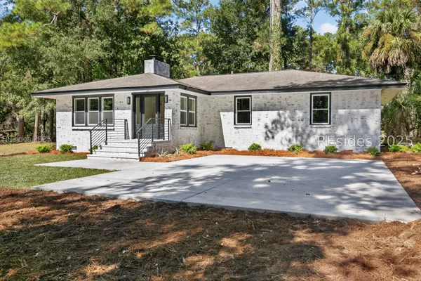 $730,000 | 38 Vinel Lane, Bluffton, SC 29910