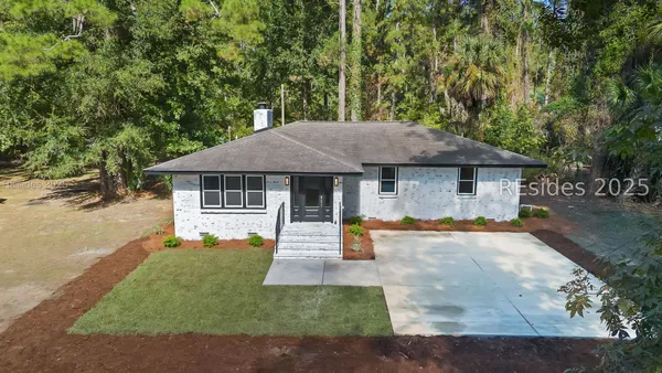 $730,000 | 38 Vinel Lane, Bluffton, SC 29910