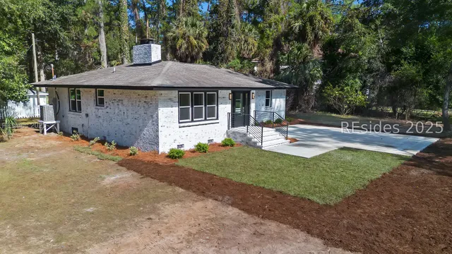 $799,000 | 38 Vinel Lane, Bluffton, SC 29910