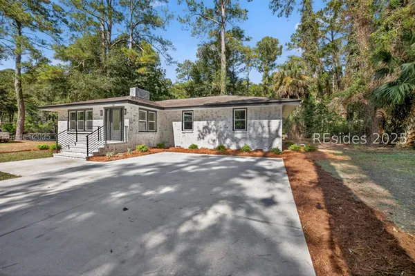 $730,000 | 38 Vinel Lane, Bluffton, SC 29910