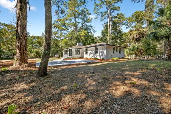 $730,000 | 38 Vinel Lane, Bluffton, SC 29910