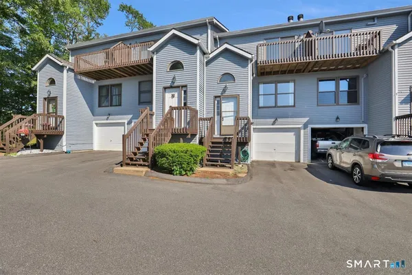 $269,900 | 606 Lake Vista Drive, Unit 606, East Hampton, CT 06424