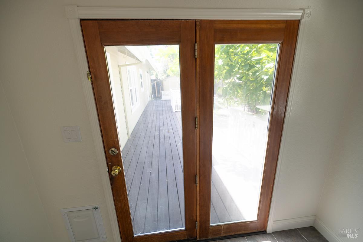1685 West College Avenue Santa Rosa, CA 95401 - Photo 28 of 45 a view of a front door