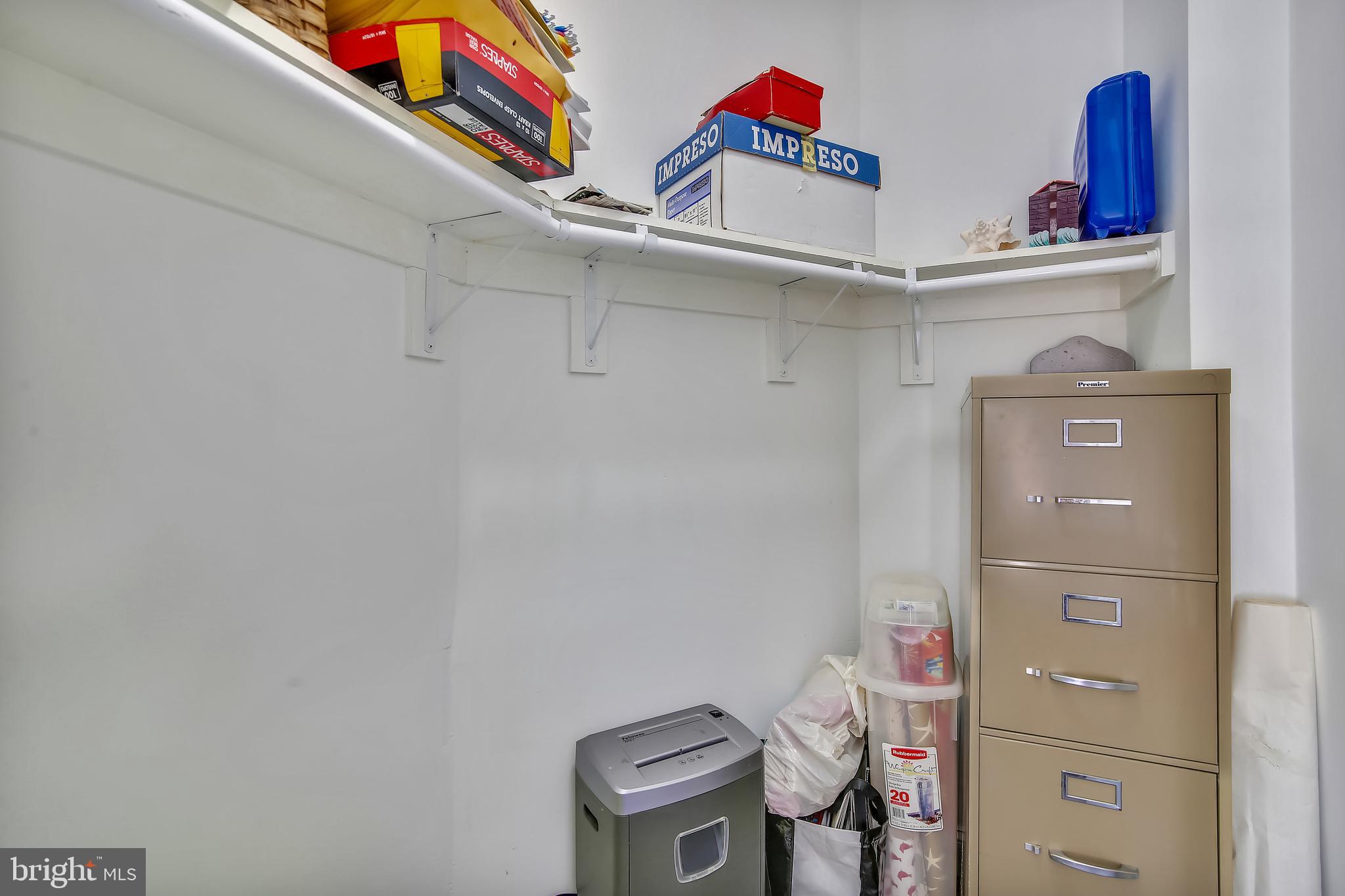123 Bucksfield Road Gaithersburg, MD 20878 - Photo 21 of 83 Bedroom #3 walk-in closet