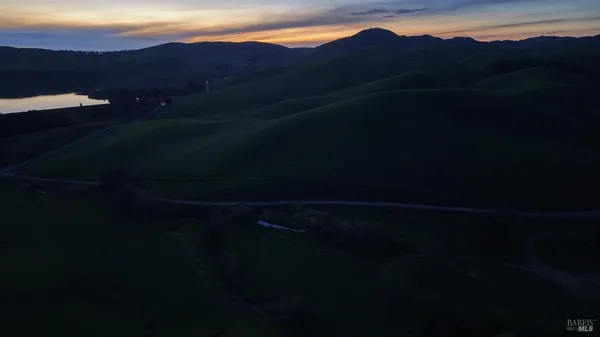 a view of a yard in front of a house