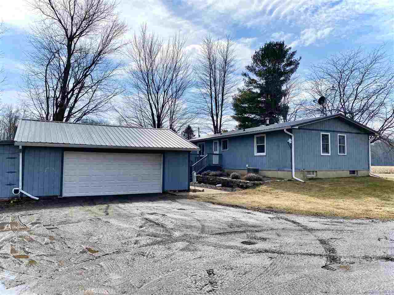 14337 Stuart Road Chesaning, MI 48616 - Photo 78 of 79 50068167-77.JPG