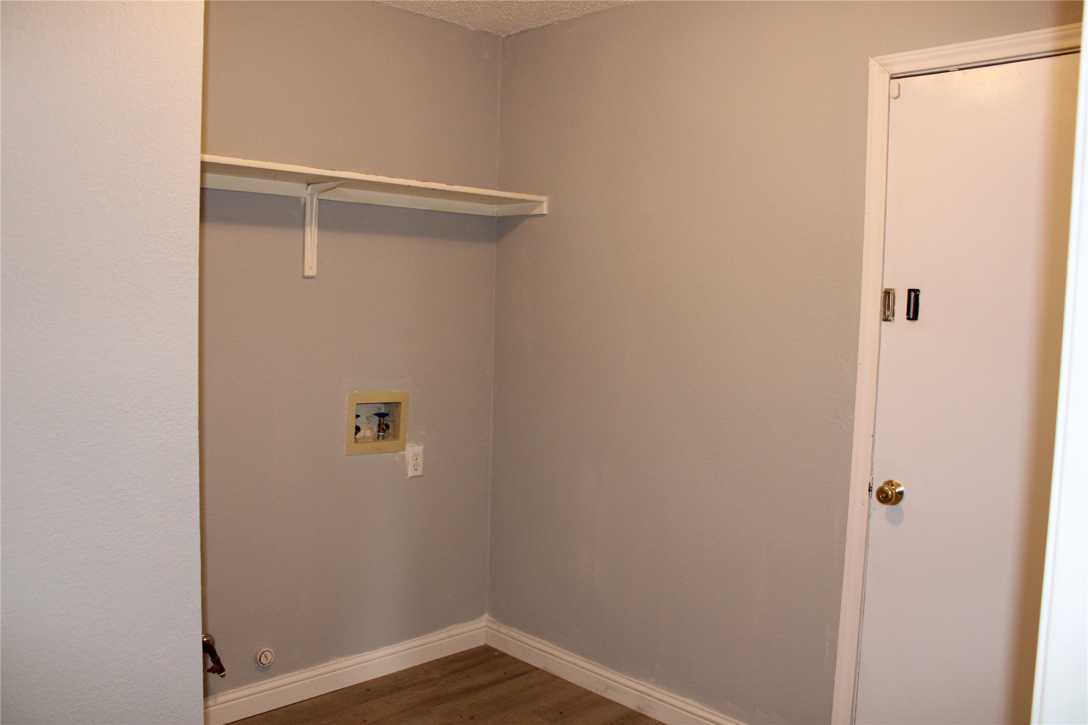 16205 Glorious Lane Pflugerville, TX 78660 - Photo 15 of 30 a view of a small space