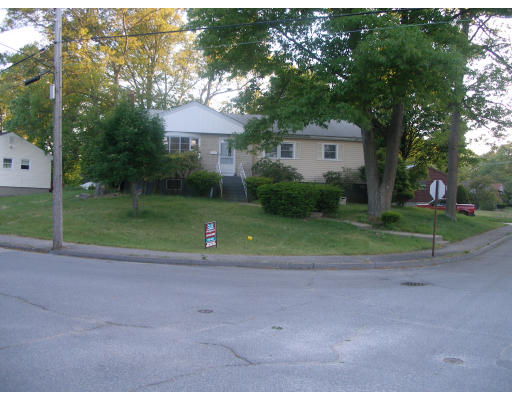 9 Niles Road Randolph, MA 02368 - Photo 1 of 4 Gallery Image 1