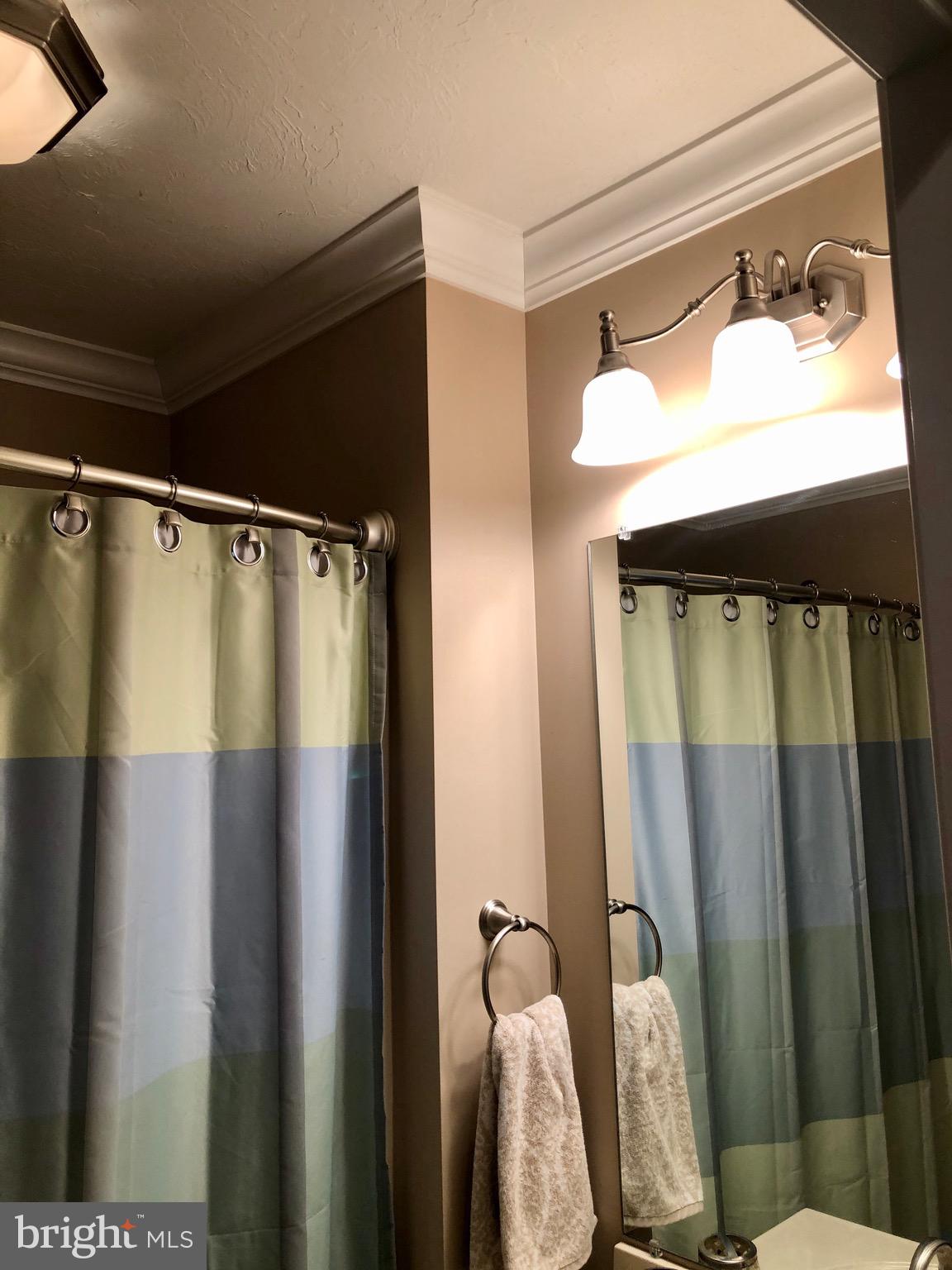 708 Millers Spring Road York, PA 17406 - Photo 17 of 45 With crown moulding