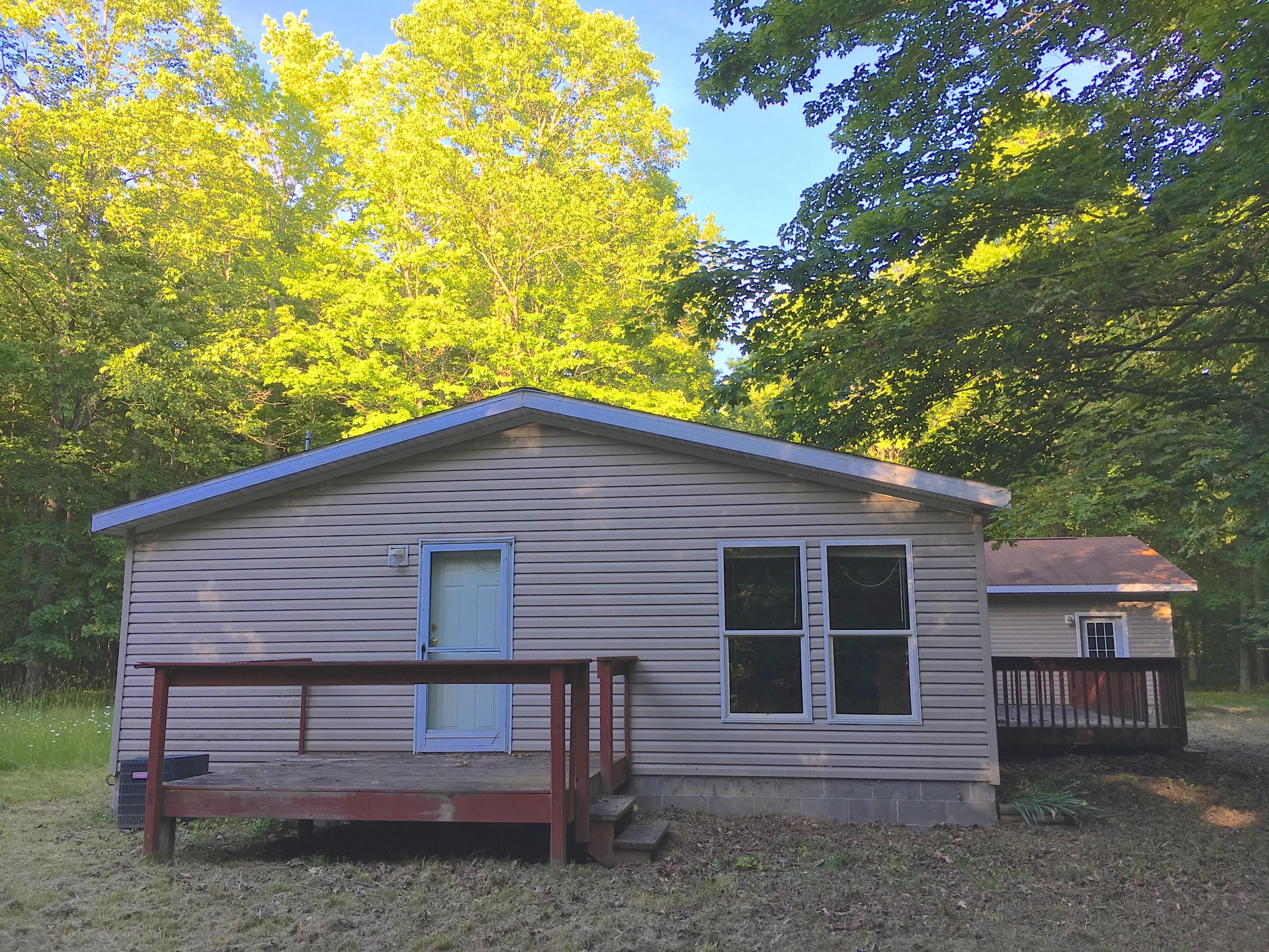 4791 Long Lake Road Cheboygan, MI 49721 - Photo 4 of 27 Gallery Image 4