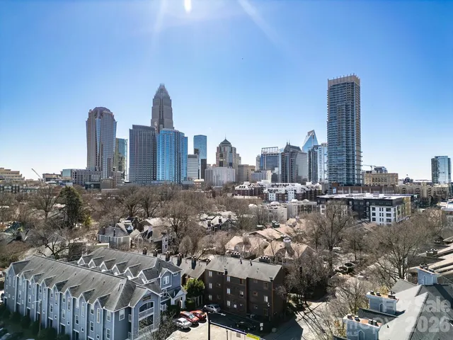 $215,000 | 525 North Graham Street, Unit 3B, Charlotte, NC 28202