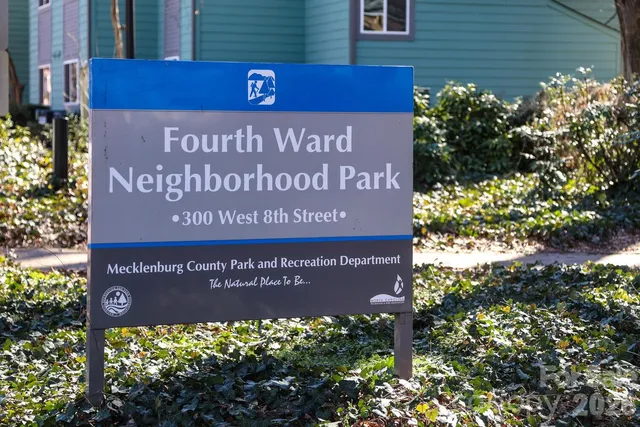 $215,000 | 525 North Graham Street, Unit 3B, Charlotte, NC 28202