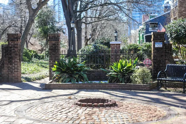 $215,000 | 525 North Graham Street, Unit 3B, Charlotte, NC 28202