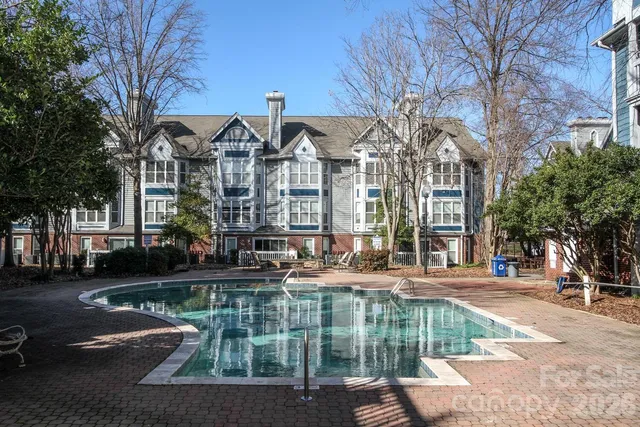 $215,000 | 525 North Graham Street, Unit 3B, Charlotte, NC 28202