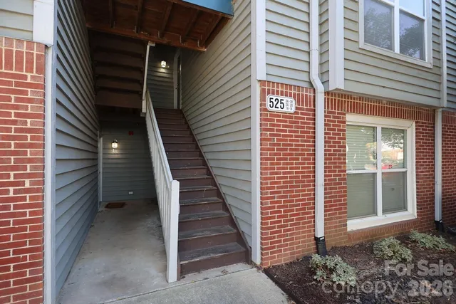 $215,000 | 525 North Graham Street, Unit 3B, Charlotte, NC 28202