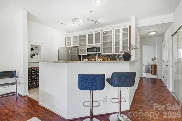 $215,000 | 525 North Graham Street, Unit 3B, Charlotte, NC 28202