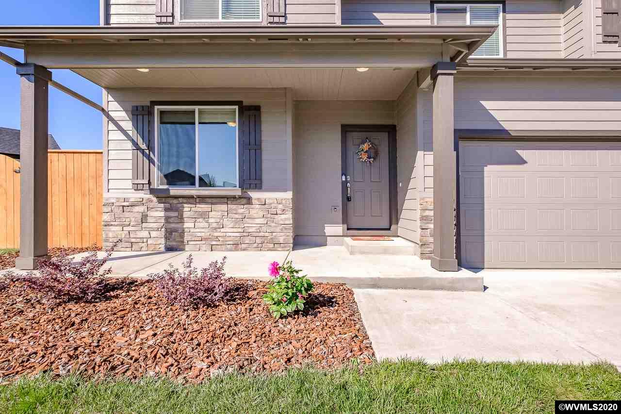 2708 Northwest Amble Side Street Albany, OR 97321 - Photo 3 of 34