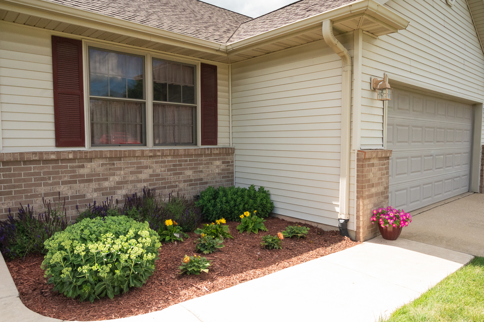 10092 East Raindance Drive Rochelle, IL 61068 - Photo 4 of 46