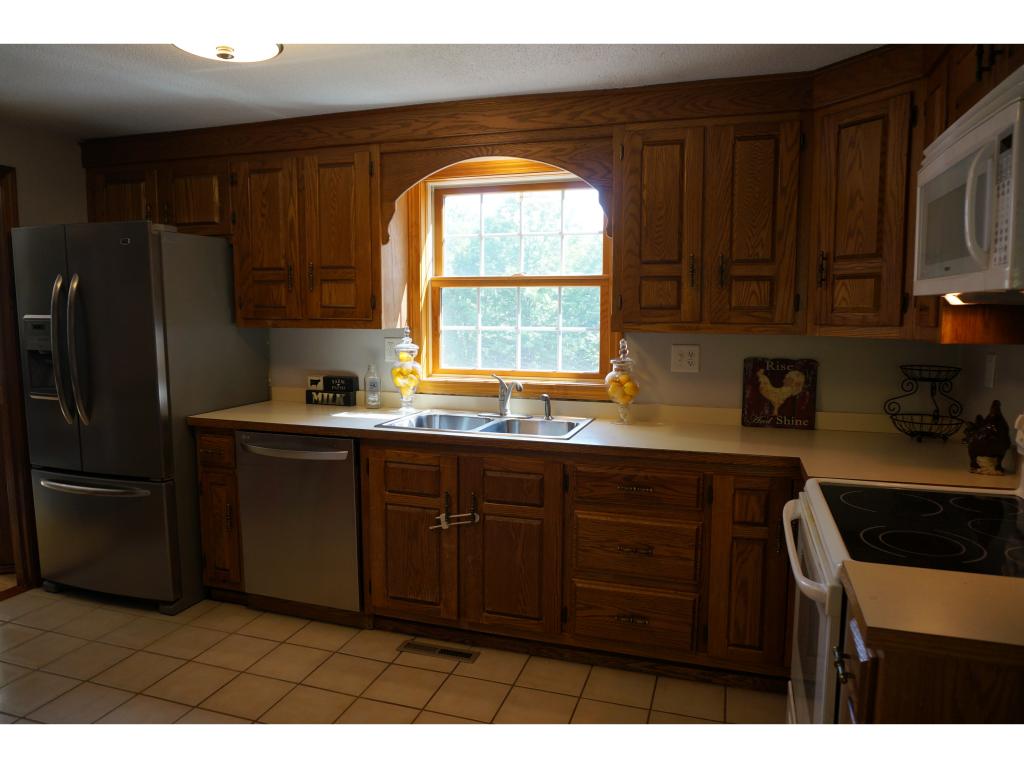 133 Beard Road New Boston, NH 03070 - Photo 6 of 20 Gallery Image 6