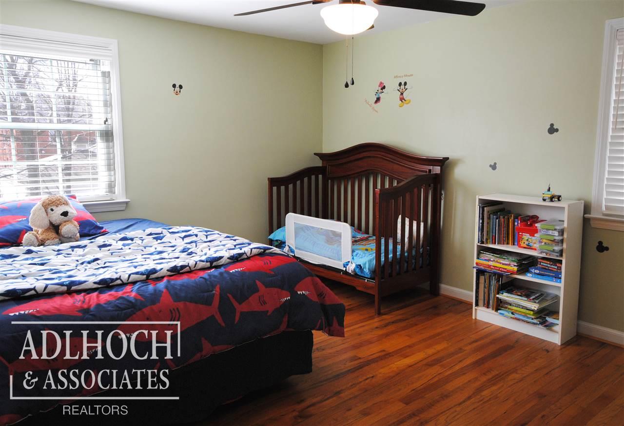 1677 Prestwick Road Grosse Pointe Woods, MI 48236 - Photo 12 of 19