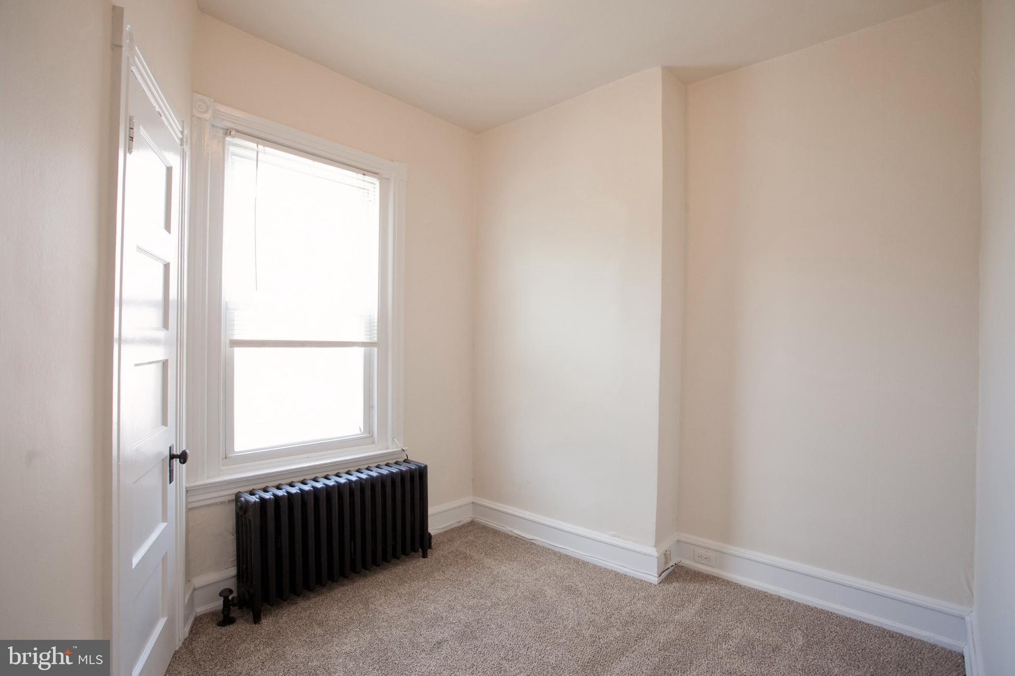 4205 Terrace Street Philadelphia, PA 19128 - Photo 12 of 30 an empty room with a window