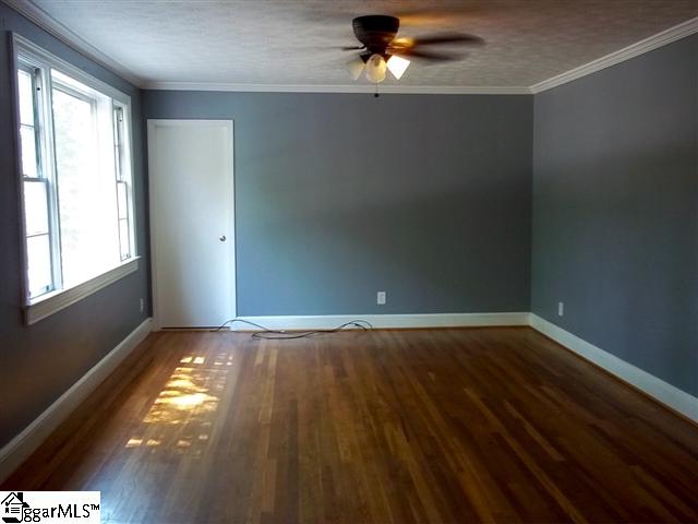 107 Ridgecrest Drive Greenville, SC 29609 - Photo 2 of 24 Gallery Image 2