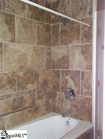 107 Ridgecrest Drive Greenville, SC 29609 - Photo 11 of 24 Gallery Image 11