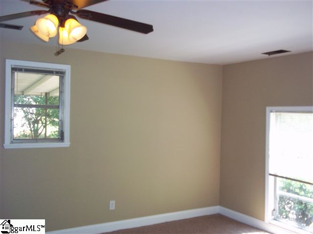 107 Ridgecrest Drive Greenville, SC 29609 - Photo 8 of 24 Gallery Image 8