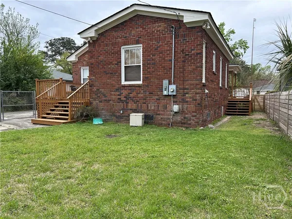 $2,600 | 1106 East 51st Street, Savannah, GA 31404