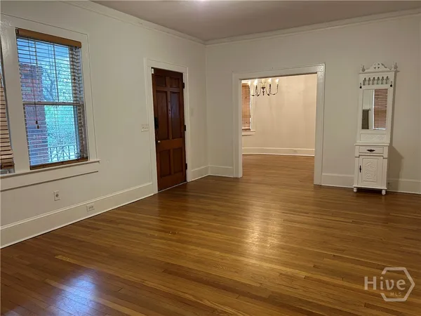 $2,600 | 1106 East 51st Street, Savannah, GA 31404