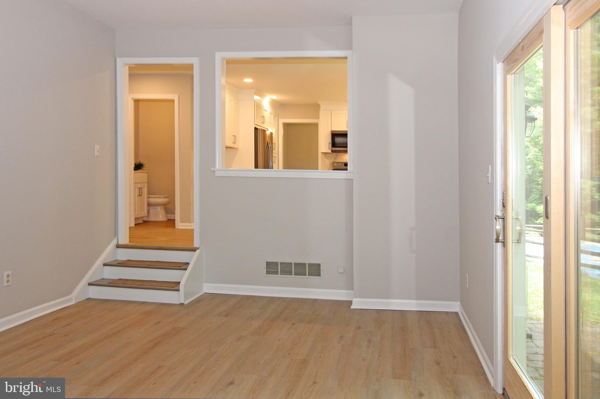 117 Midway Road Phoenixville, PA 19460 - Photo 20 of 49 FamilyRM view Kitchen