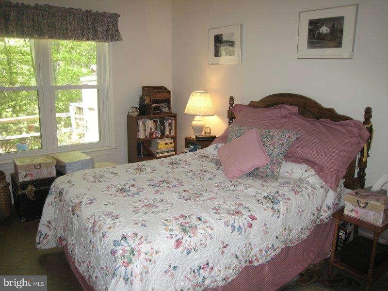 960 Riversedge Circle Annapolis, MD 21401 - Photo 12 of 30 Bedroom (Master)