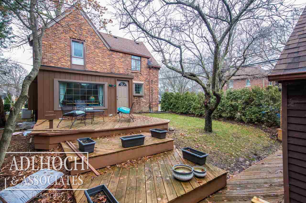 244 Fisher Road Grosse Pointe, MI 48230 - Photo 31 of 32