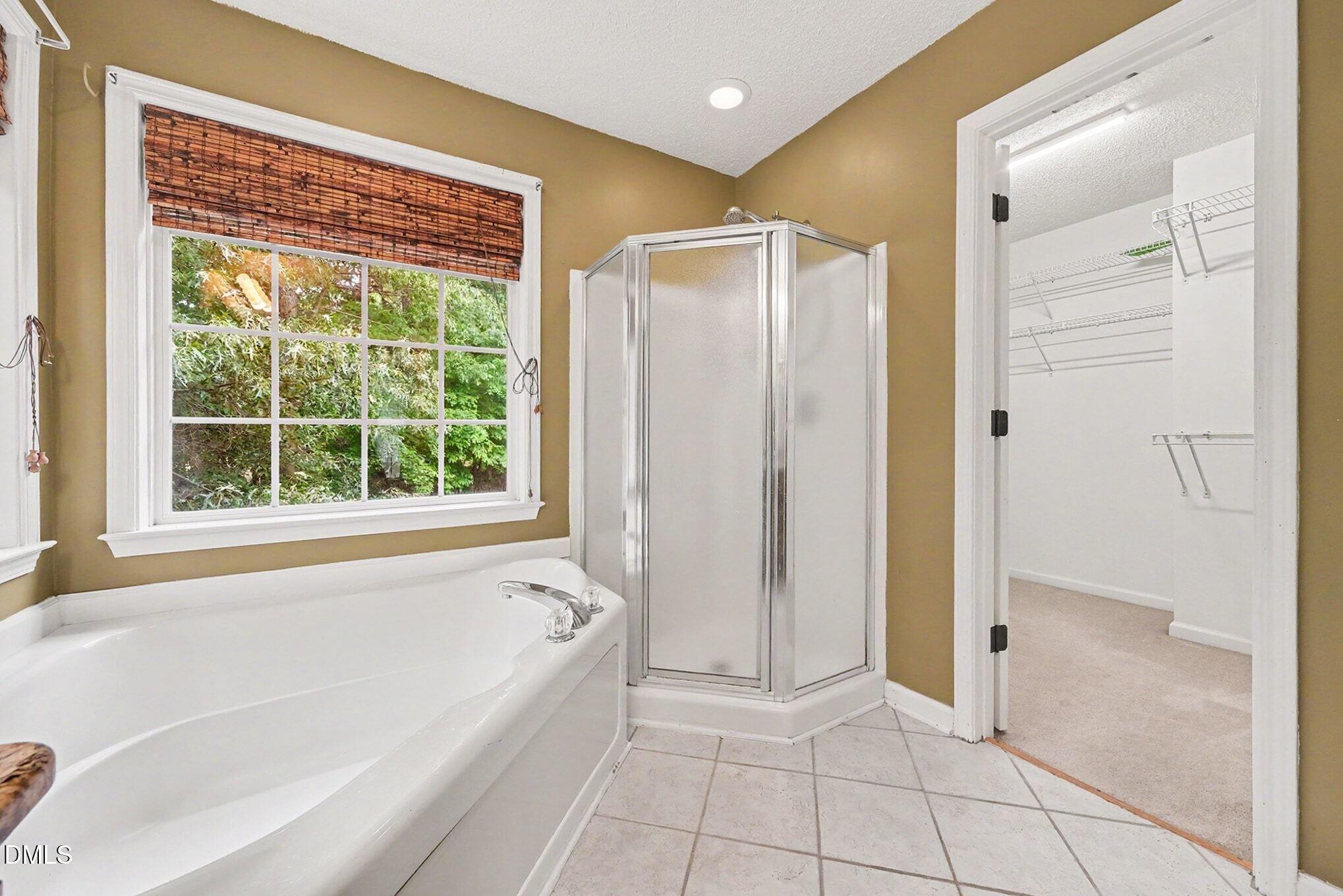8405 Ridgebury Road Raleigh, NC 27603 - Photo 29 of 38 025_file_2788