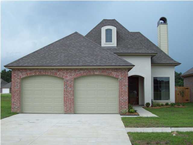 104 Granger Road Lafayette, LA 70508 - Photo 1 of 7 Primary Photo