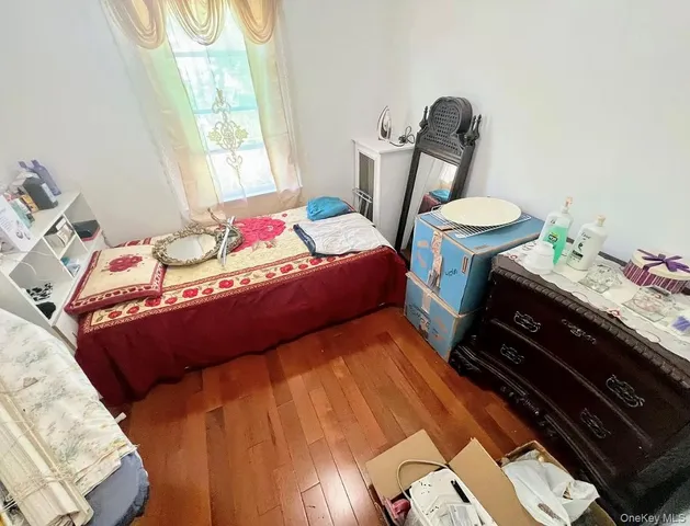 $710,000 | 190-27 109th Road | Hollis