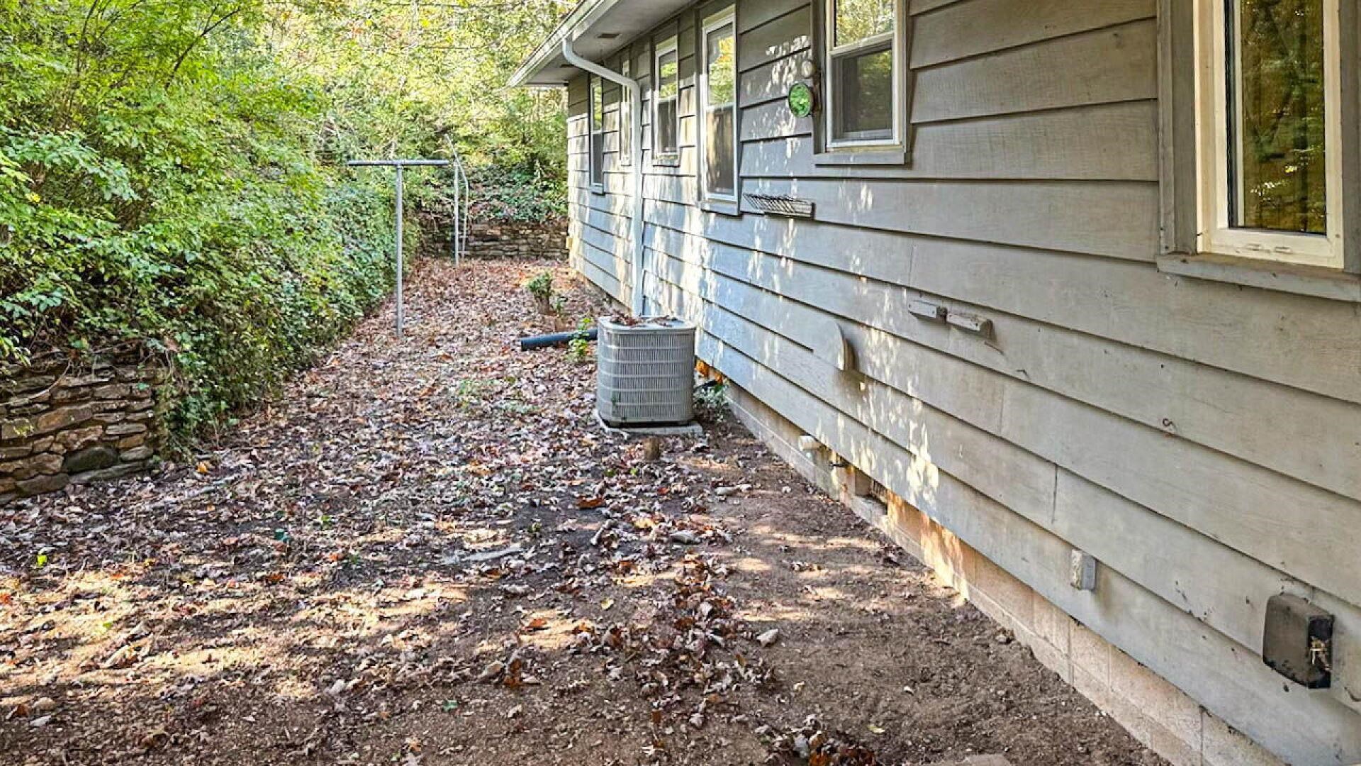 522 Jervey Road Landrum, SC 29356 - Photo 5 of 36