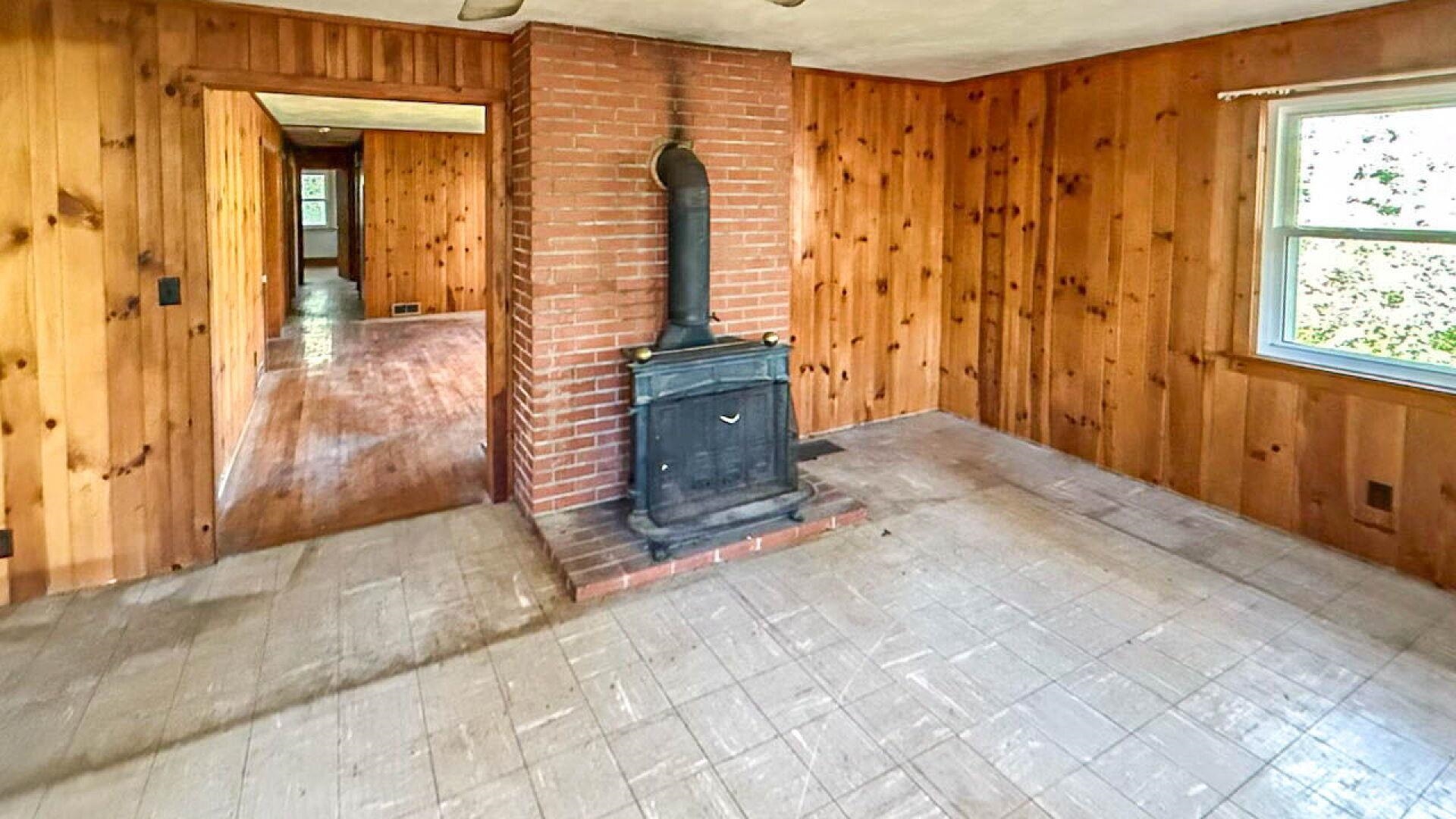 522 Jervey Road Landrum, SC 29356 - Photo 8 of 36