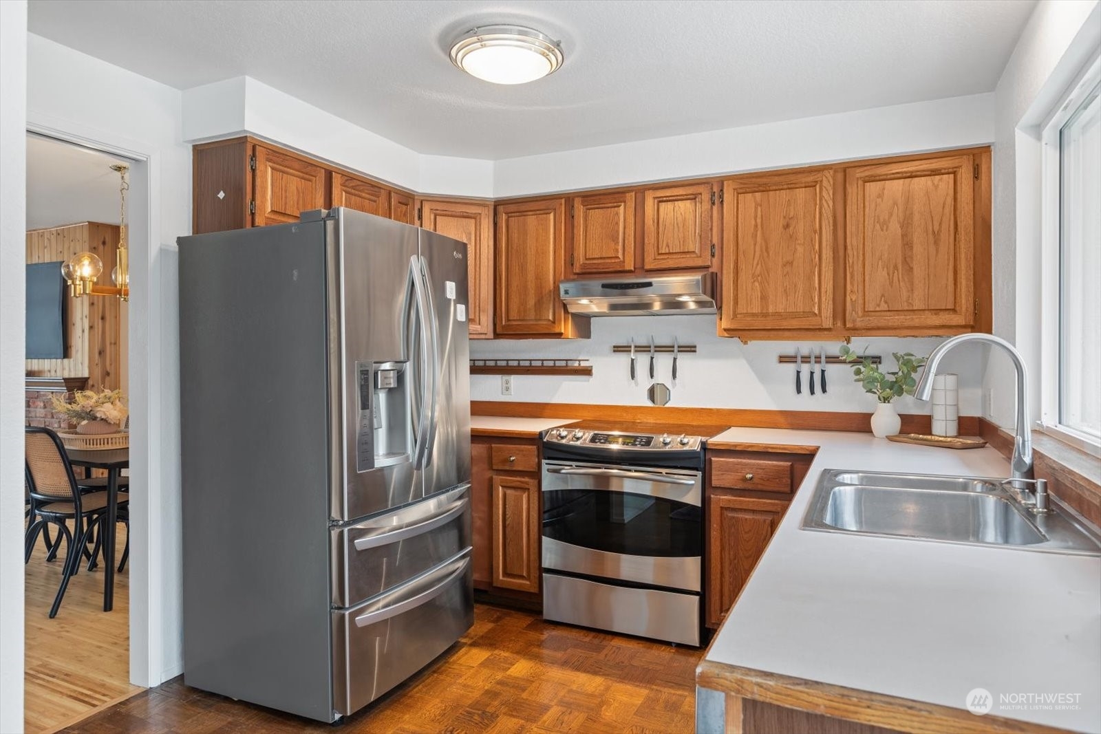 8723 238th Street Southwest, Unit C4 Edmonds, WA 98026 - Photo 12 of 35 Gallery Image 12