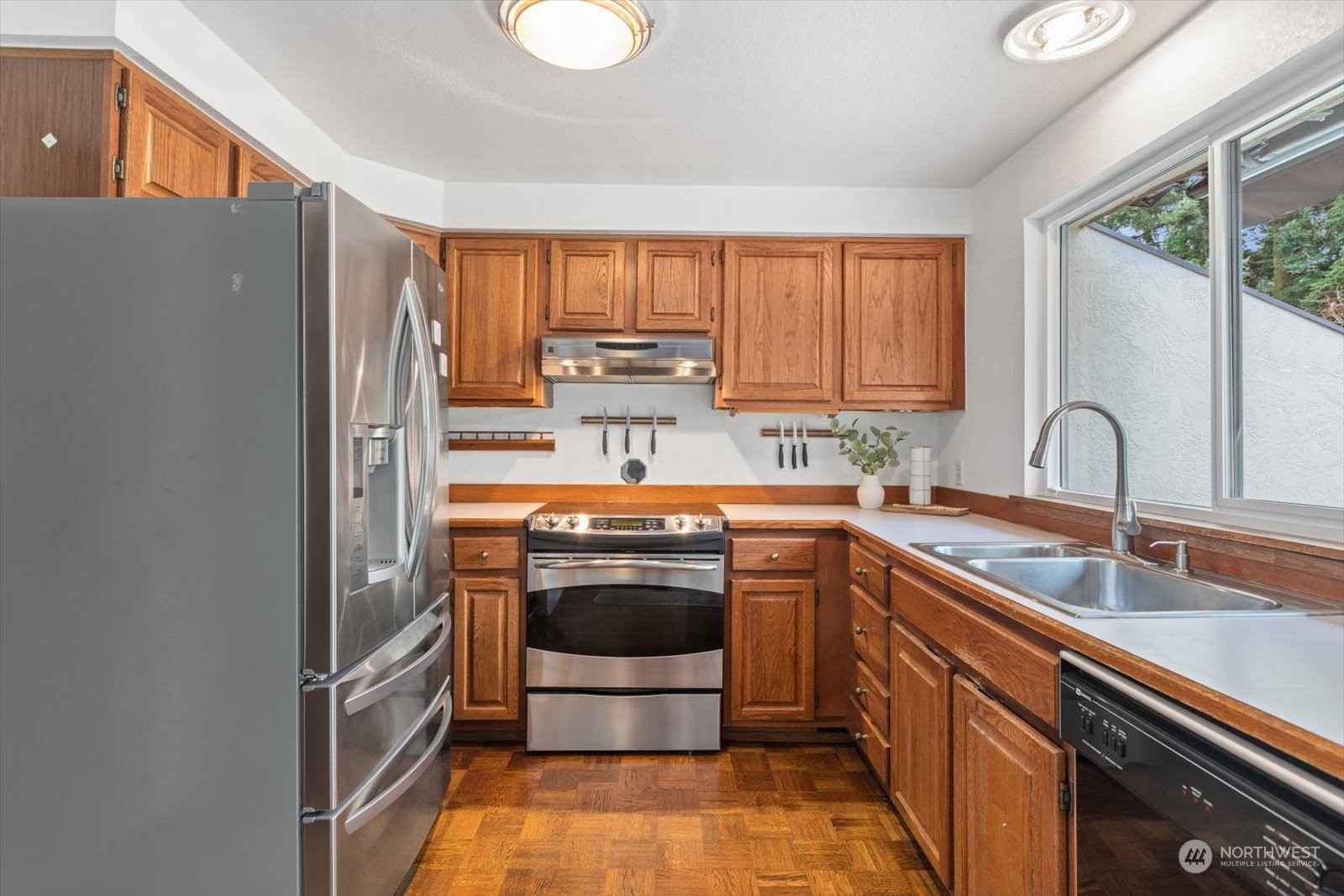 8723 238th Street Southwest, Unit C4 Edmonds, WA 98026 - Photo 13 of 35 Gallery Image 13
