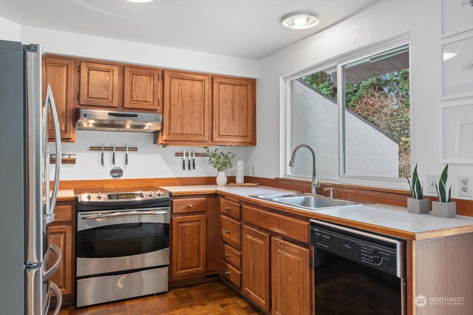 8723 238th Street Southwest, Unit C4 Edmonds, WA 98026 - Photo 14 of 35 Gallery Image 14