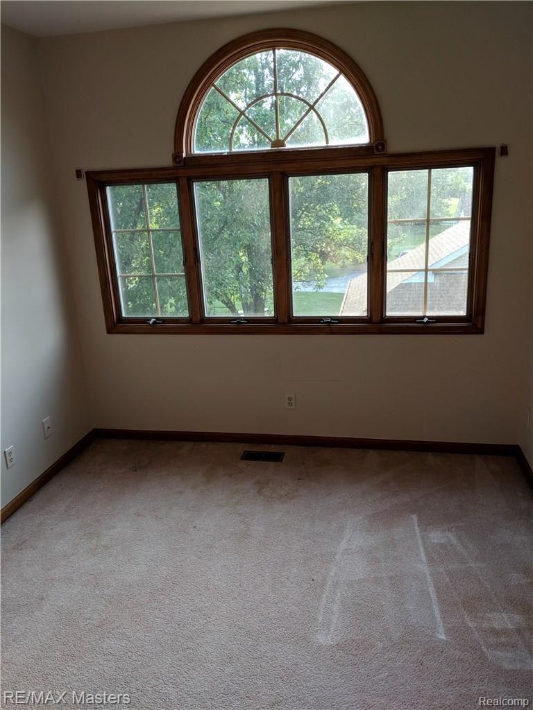 27754 Arsenal Road Flat Rock, MI 48134 - Photo 29 of 57 Upstairs nook 1