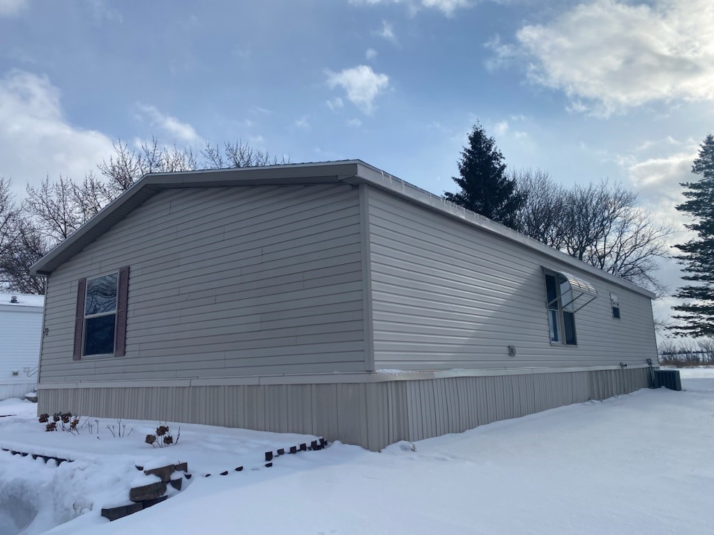 72-5555 Purdy Road Canandaigua, NY 14424 - Photo 3 of 18