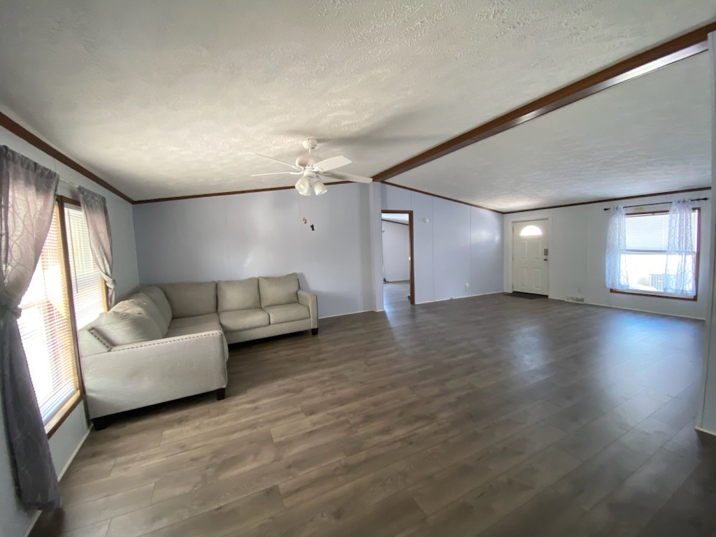 72-5555 Purdy Road Canandaigua, NY 14424 - Photo 4 of 18