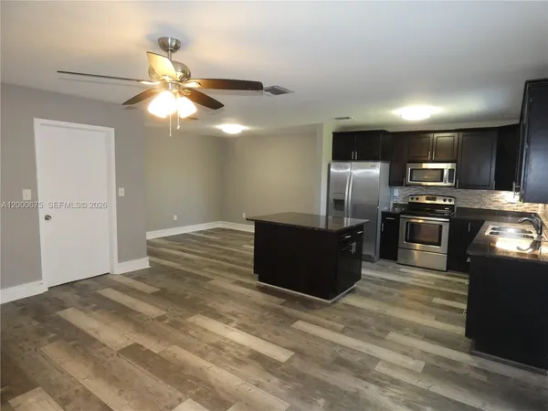 $3,895 | 14212 Northeast 4th Avenue, Miami, FL 33161