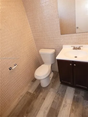 $3,895 | 14212 Northeast 4th Avenue, Miami, FL 33161