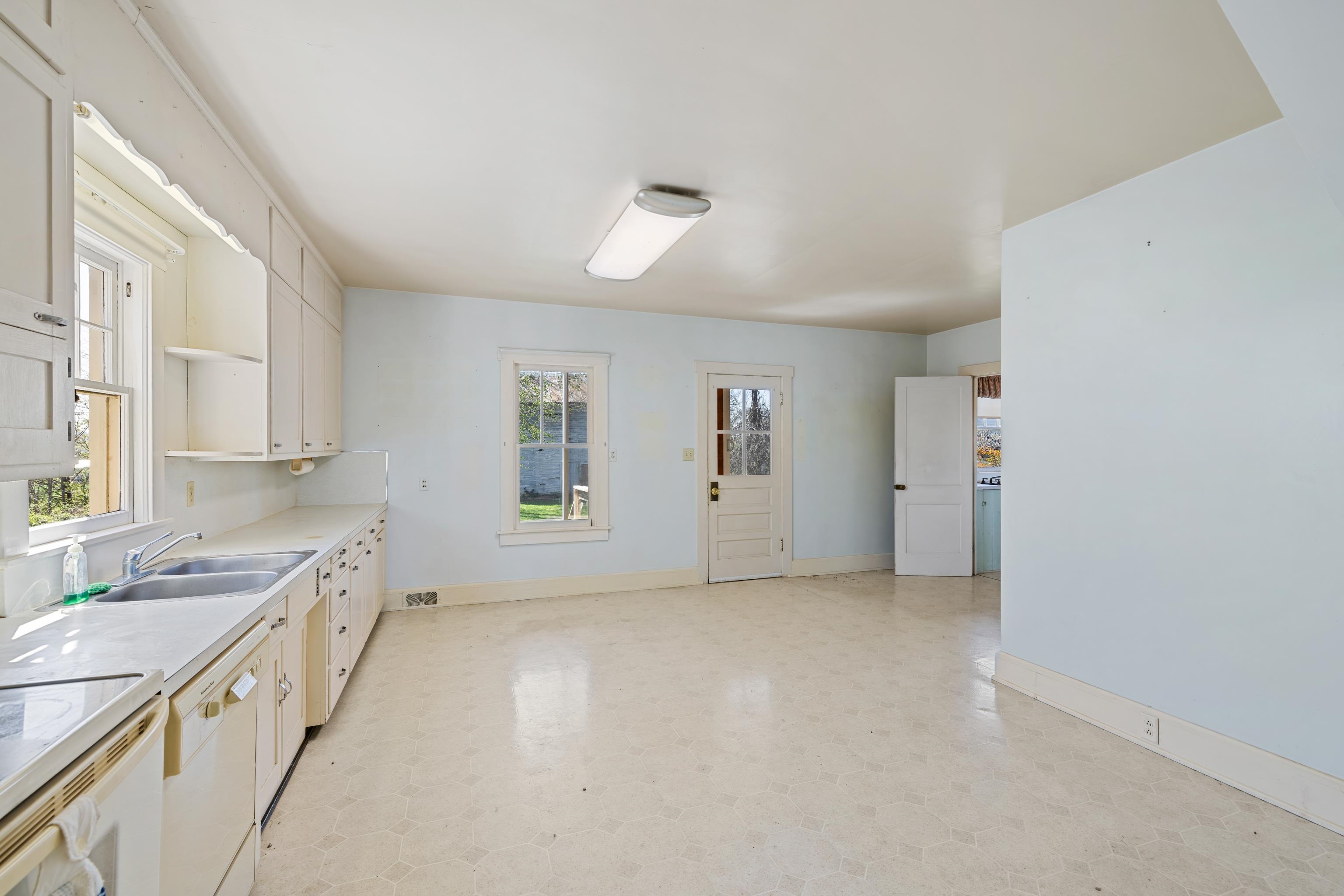 3599 Lumber Mill Road Dayton, VA 22821 - Photo 11 of 68