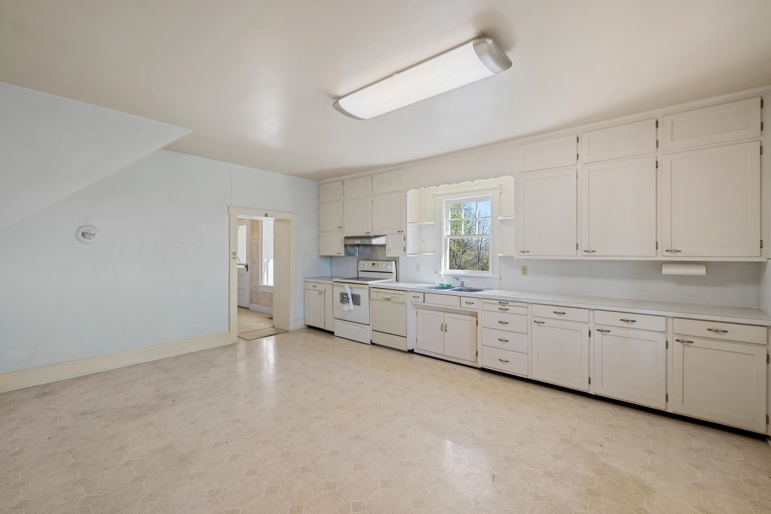 3599 Lumber Mill Road Dayton, VA 22821 - Photo 17 of 68